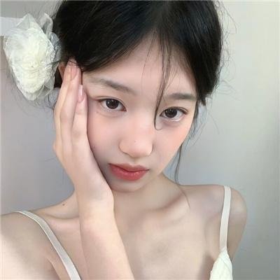 梅艳芳菲